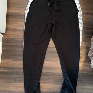 Black guess Sweatpants